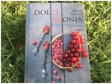 Knygos recenzija. „Dolce Agonia“ – gyvenimo ir mirties šokis tarp vakarienės lėkščių